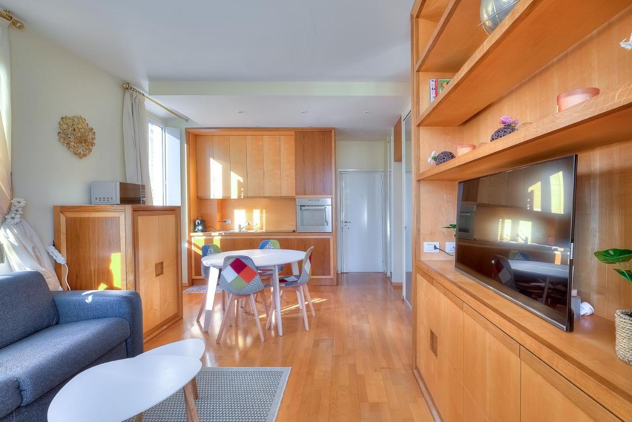 Lumineux Appartement- Carre D'or- Proche Mer Frühstückspension *